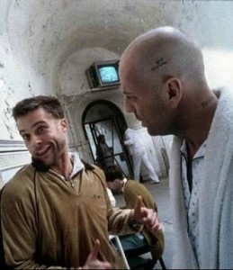 Brad Pitt et Bruce Willis dans L'armée des 12 singes 