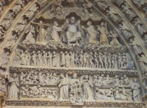 Le tympan de la cathédrale d'Amiens, chef-d'œuvre de l'art gothique